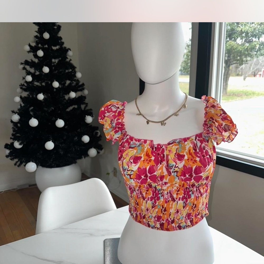 Floral Puff Sleeve Crop Top